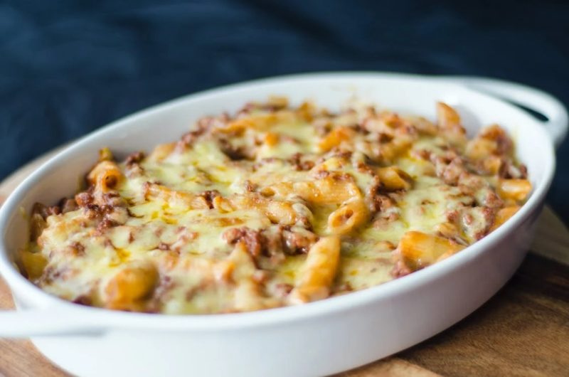 Golden Baked Macaroni and Cheese